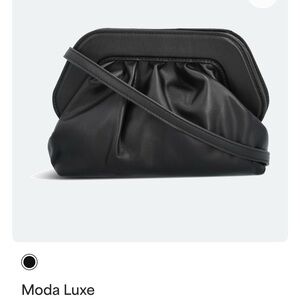 Moda Luxe Classic Black Crossbody